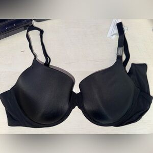 Black Lightly Lined Victoria’s Secret Bra
